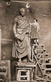 Harriet-Hosmer-with-her-statue-of-Thomas-Hart-Benton