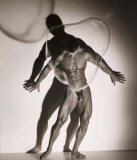 herb-ritts_male-nude-with-bubble-los-angeles-1