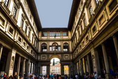 Florence-Italy_Uffizi_Museum Vasari